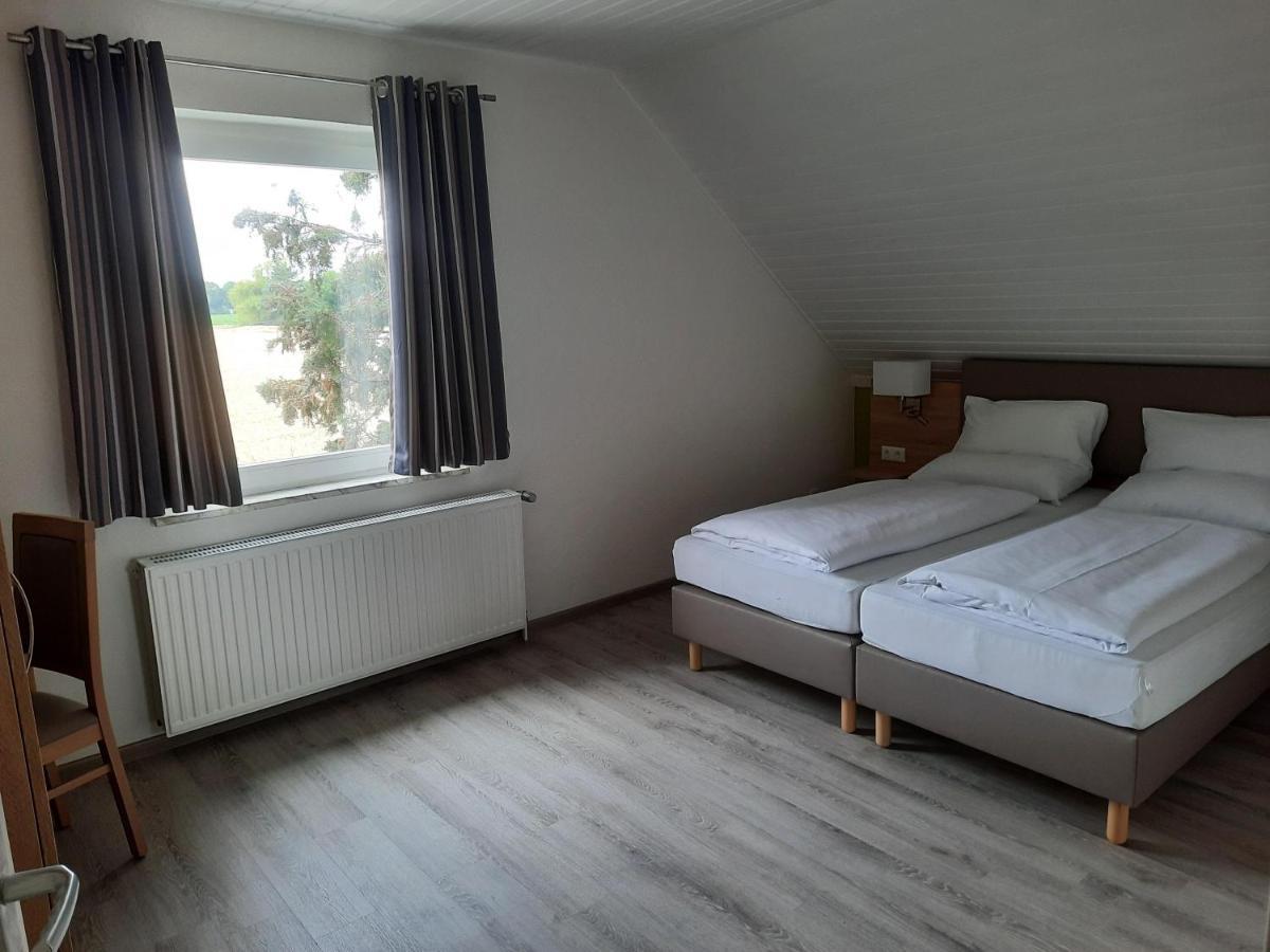 Hotel Zur Erholung & Restaurant Amme'S Landhaus Eicklingen Exteriör bild