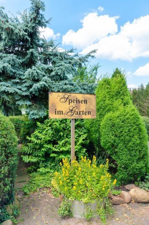 Hotel Zur Erholung & Restaurant Amme'S Landhaus Eicklingen Exteriör bild